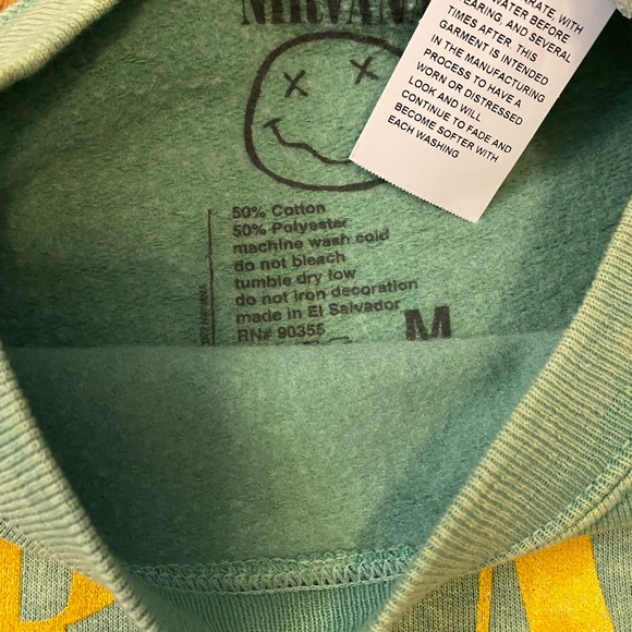 Nirvana crewneck NWT - Picture 6 of 7